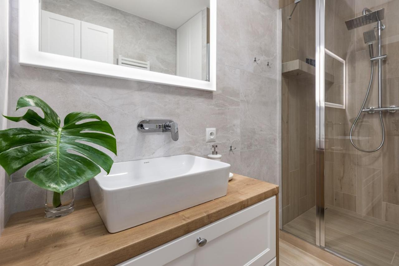 Baltini Premium Apartament Old Town Kolobrzeg Bagian luar foto